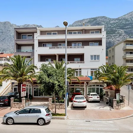 Dany Guest house 4*