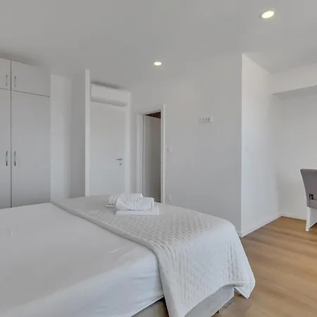 Dany 4* Makarska
