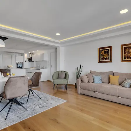 Dany Pensjonat Makarska