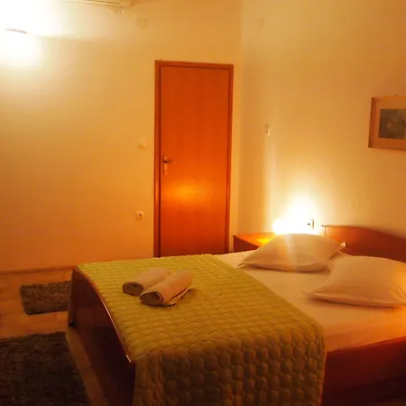 Dany Pensjonat Makarska