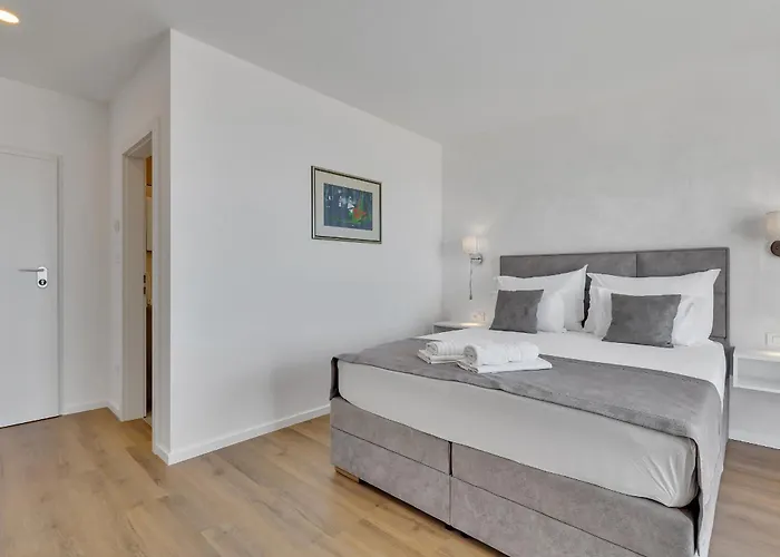 Dany 게스트하우스 4*