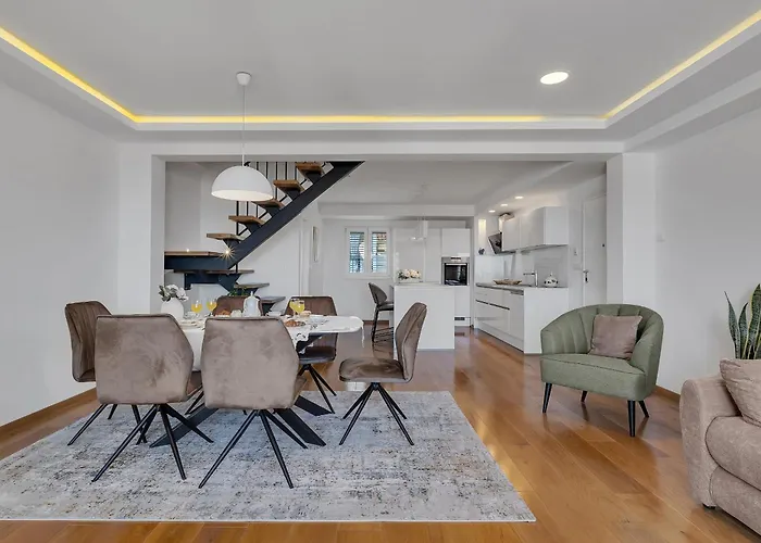 Dany 4* 마카르스카